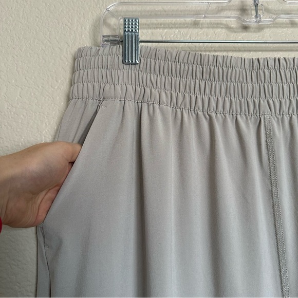 Vuori Villa Jogger Pants Beach Sand Lightweight Athletic Crop Women's Size XXL - Picture 4 of 15